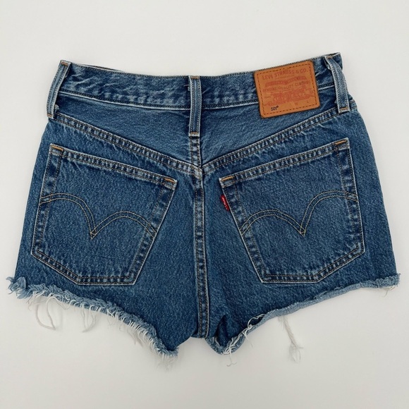 Women’s Levi’s 501 Cut Off Blue Button Down Jean Shorts Size 24 - Picture 2 of 9